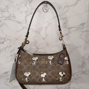Coach X Peanuts Teri Shoulder Bag